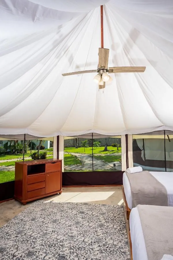 Xakluum Eco Glampings Otel Puerto Morelos Meksika