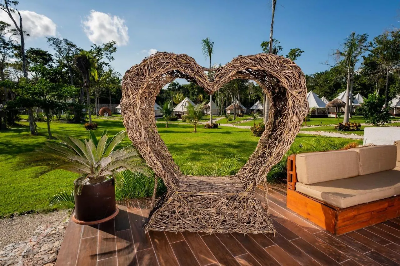 Kamp alanı Xakluum Eco Glampings Otel Puerto Morelos Meksika