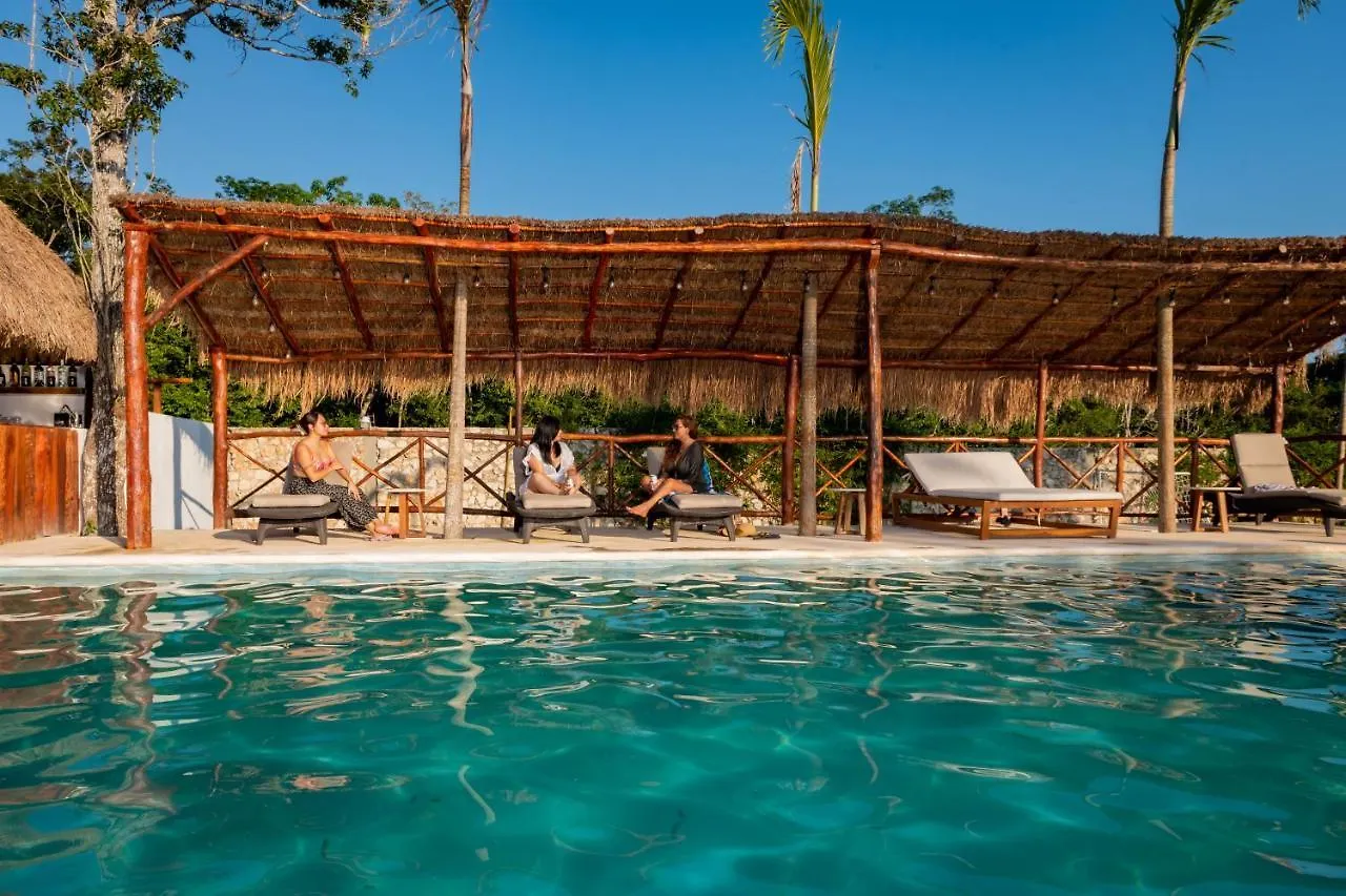 Xakluum Eco Glampings Otel Puerto Morelos