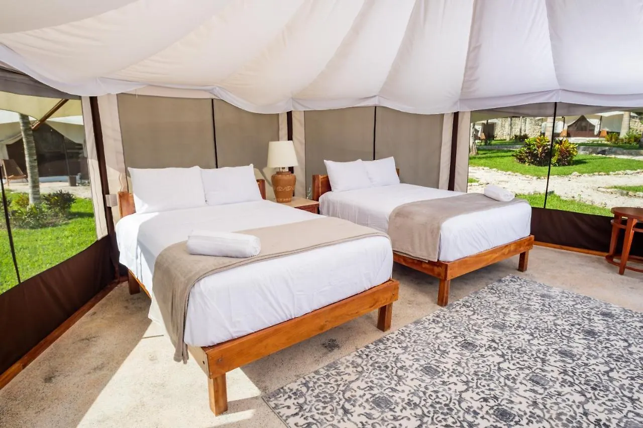 Kamp alanı Xakluum Eco Glampings Otel Puerto Morelos Meksika