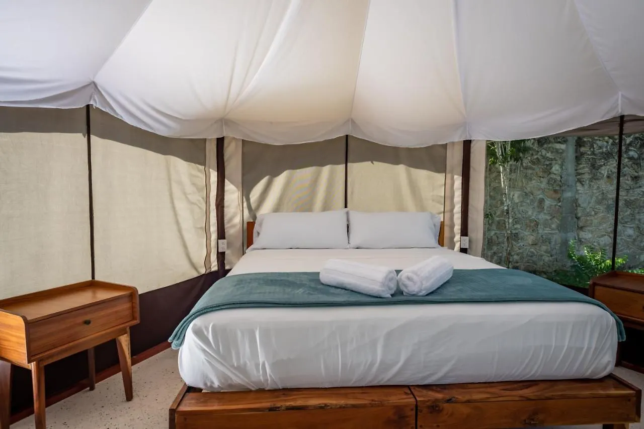 Hotel Xakluum Eco Glampings à Puerto Morelos Mexique