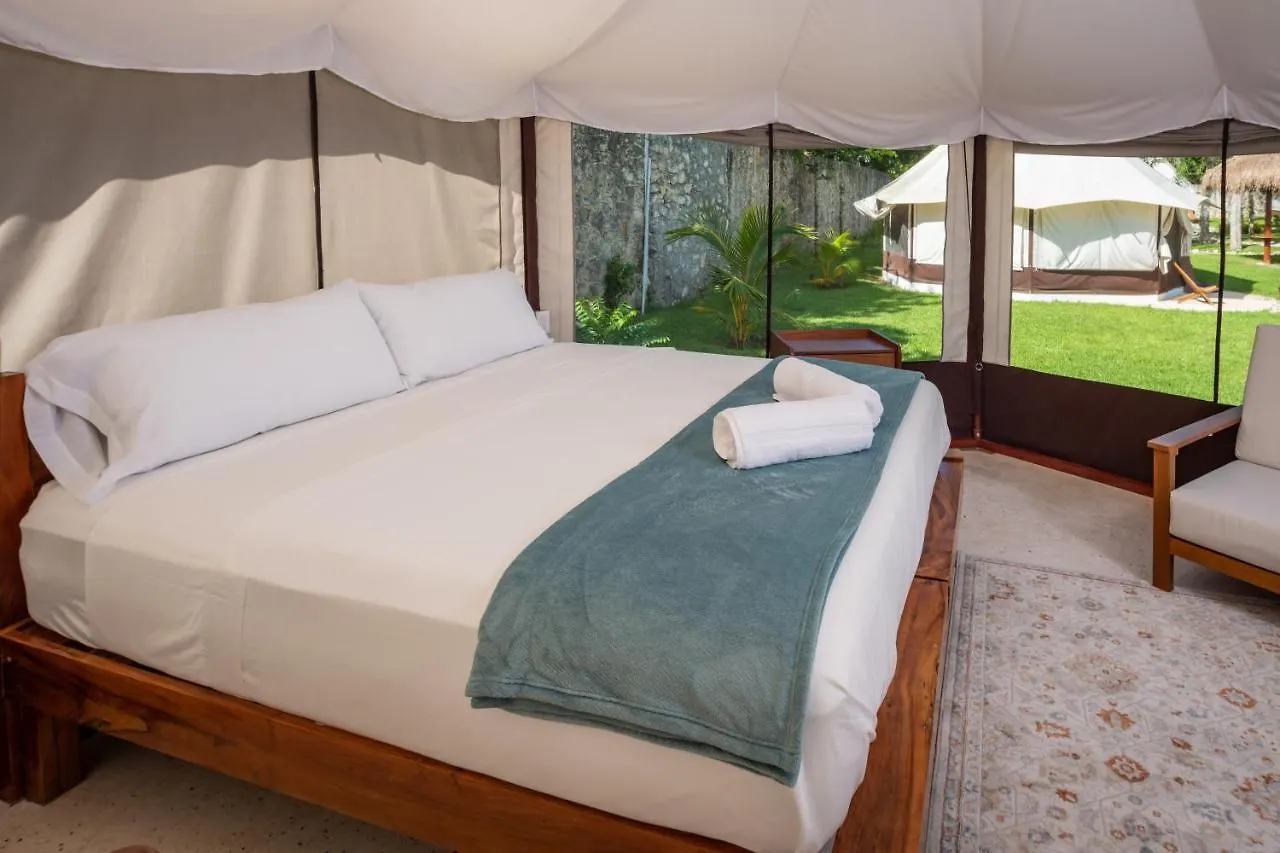 Hotel Xakluum Eco Glampings à Puerto Morelos Camping